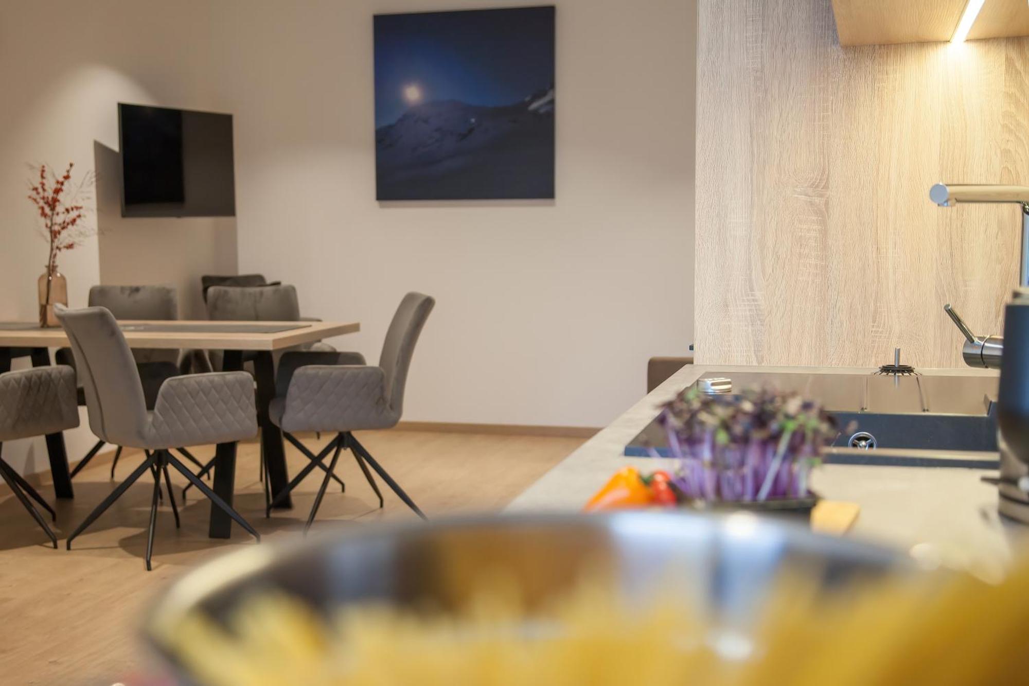 Apartment Serles ノイシュティフト・イム・シュトゥーバイタール エクステリア 写真