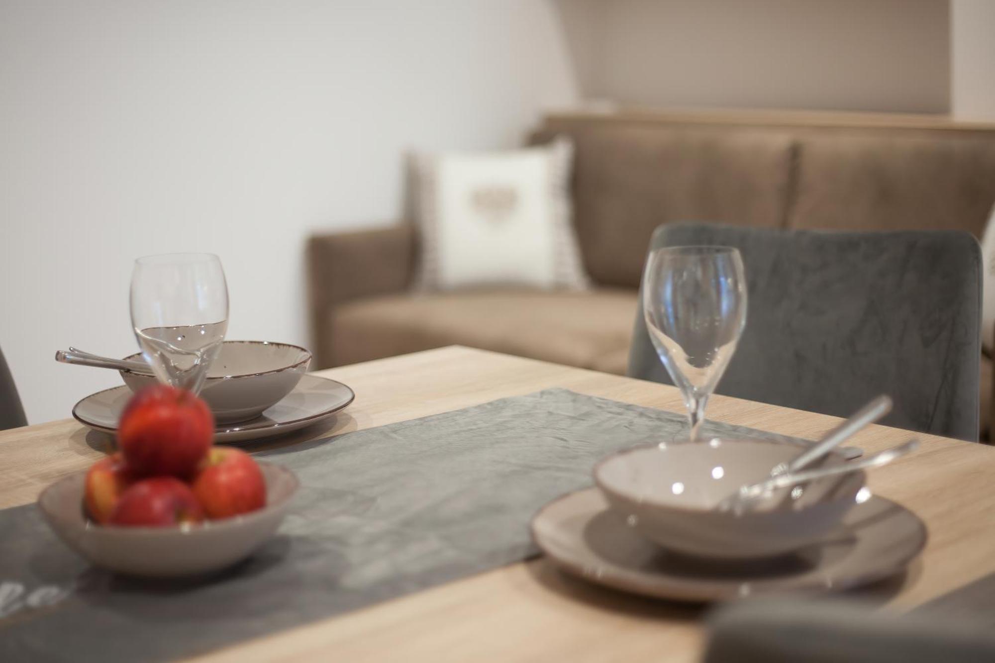 Apartment Serles ノイシュティフト・イム・シュトゥーバイタール エクステリア 写真